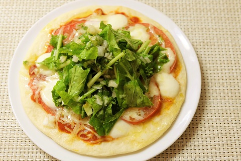 pizza トマト＆ルッコラ ４８０